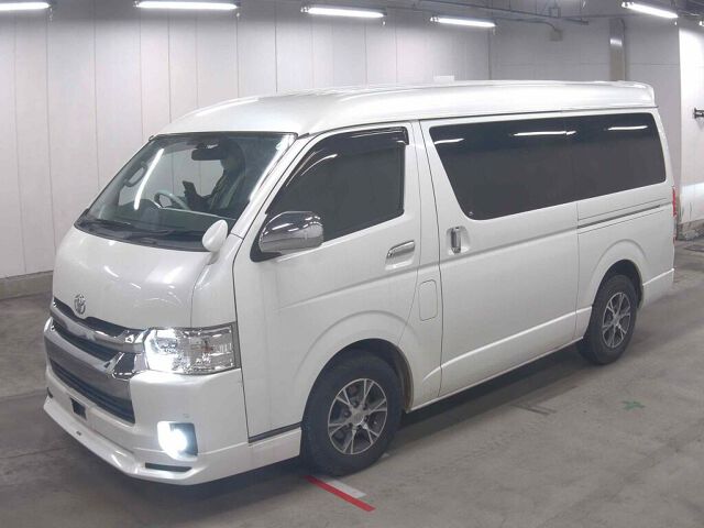 2017 Toyota Hiace GL 4WD auction photo 4