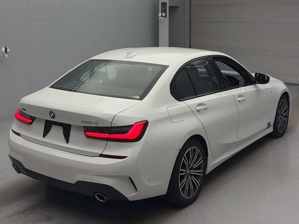2019 BMW 3 Series 320d xDrive Mスポ 4WD auction photo 2