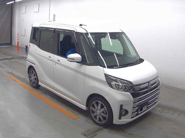2018 Mitsubishi eK Space Custom T Japan auction vehicle