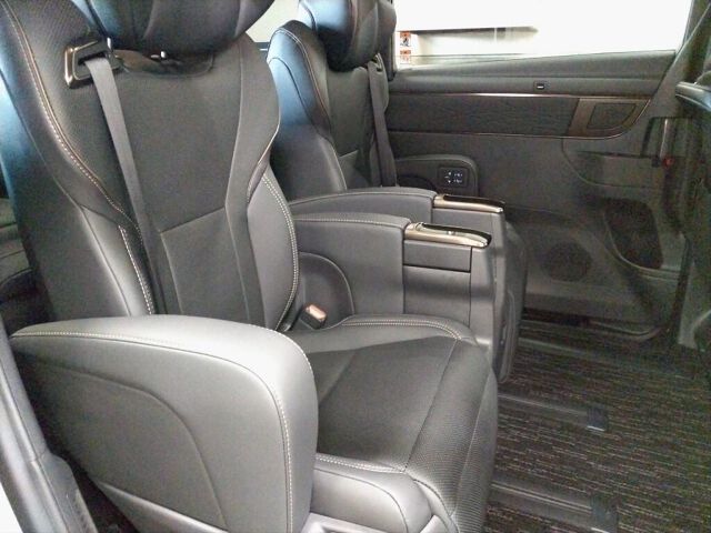 2026 Toyota Alphard Z auction photo 6