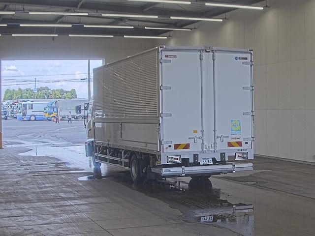 2018 Hino Ranger アルミウイング ワイド auction photo 2