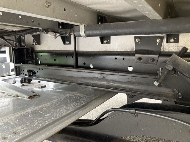 2018 Hino Ranger アルミウイング ワイド auction photo 15