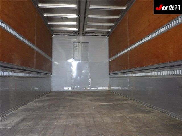 2007 Isuzu Forward Aluminum wing 2.8t auction photo 8