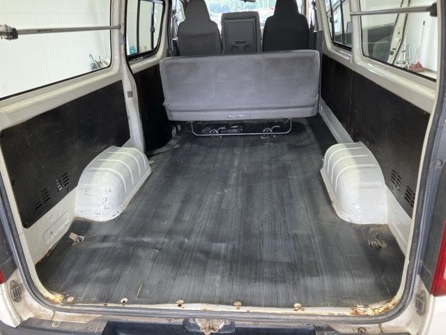 2006 Toyota Hiace DX auction photo 12