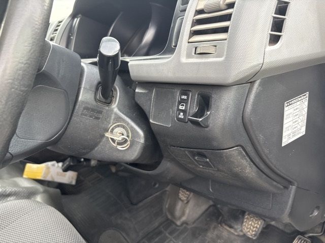 2006 Toyota Hiace DX auction photo 6
