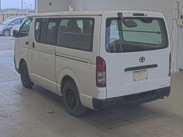 2006 Toyota Hiace DX auction photo 2