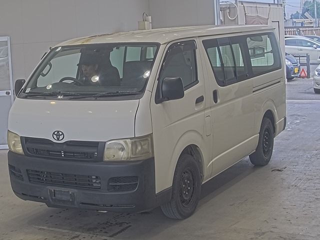 2006 Toyota Hiace DX Japan auction vehicle
