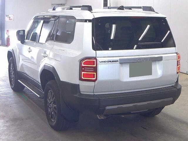 2025 Toyota Land Cruiser 250 VX 4WD auction photo 2