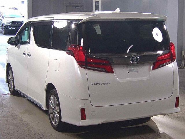 2021 Toyota Alphard 2.5Sタイプゴルド 4WD auction photo 2