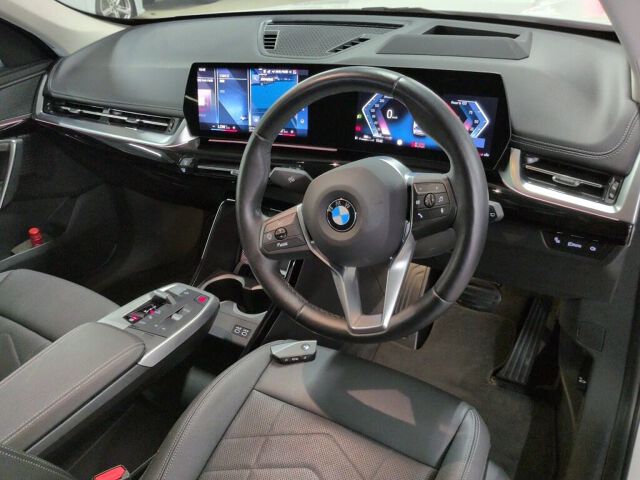 2023 BMW X1 XDRIV20I Xライン 4WD auction photo 3