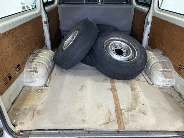 2005 Toyota Hiace 4WD ロング DX auction photo 12