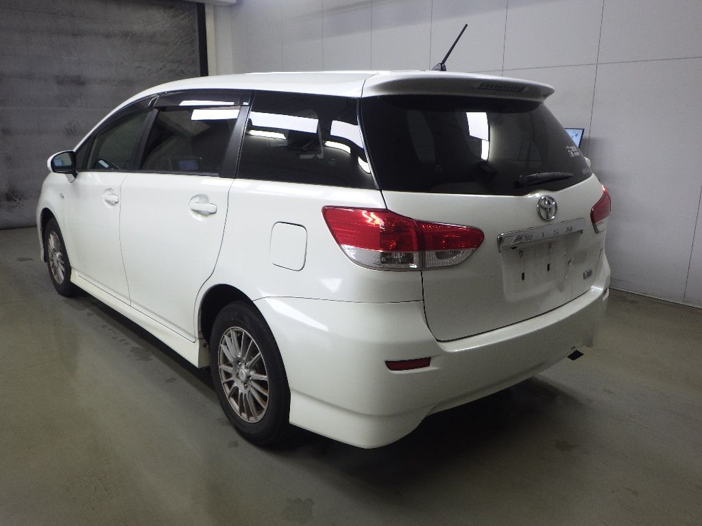 2011 Toyota Wish 1.8X HID Selection auction photo 5