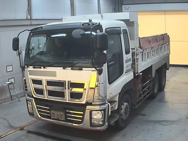 2011 Isuzu ダンプ Japan auction vehicle
