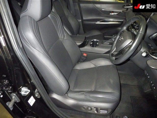2023 Toyota Harrier Z Leather Package auction photo 6