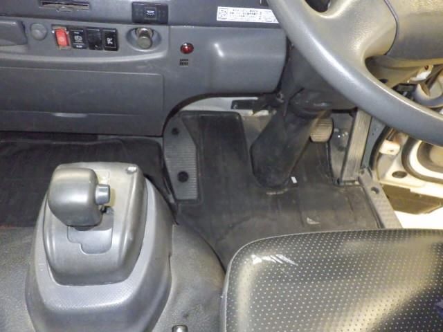 2011 Isuzu Forward クレーン付 auction photo 7