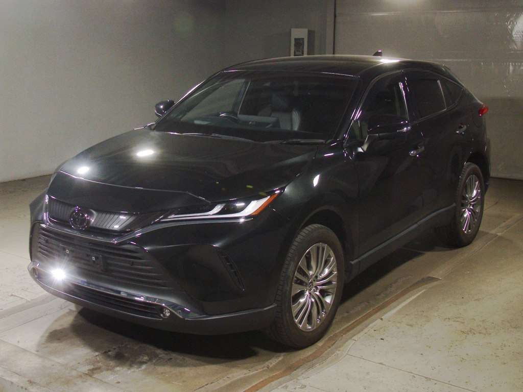 2021 Toyota Harrier Z Leather Package Japan auction vehicle