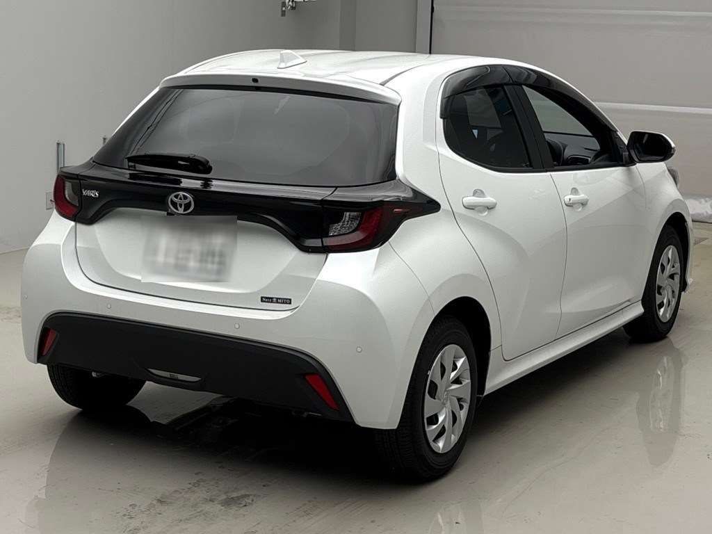 2025 Toyota Yaris G auction photo 2