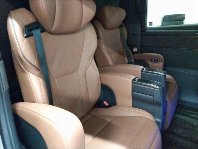 2024 Toyota Vellfire Zプレミア 4WD auction photo 6
