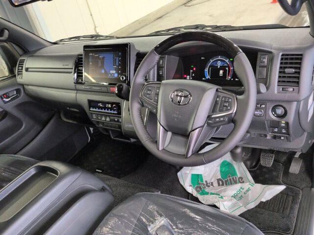 2026 Toyota Hiace LスーパーGLダーク2 4WD auction photo 6