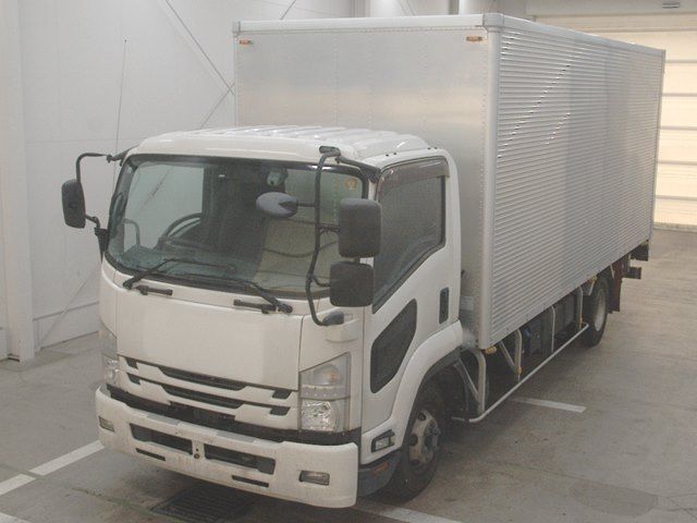 2021 Isuzu Forward Van Japan auction vehicle