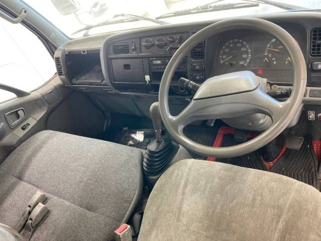 1999 Mitsubishi Fuso Canter * auction photo 2