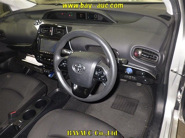 2019 Toyota Prius E auction photo 3
