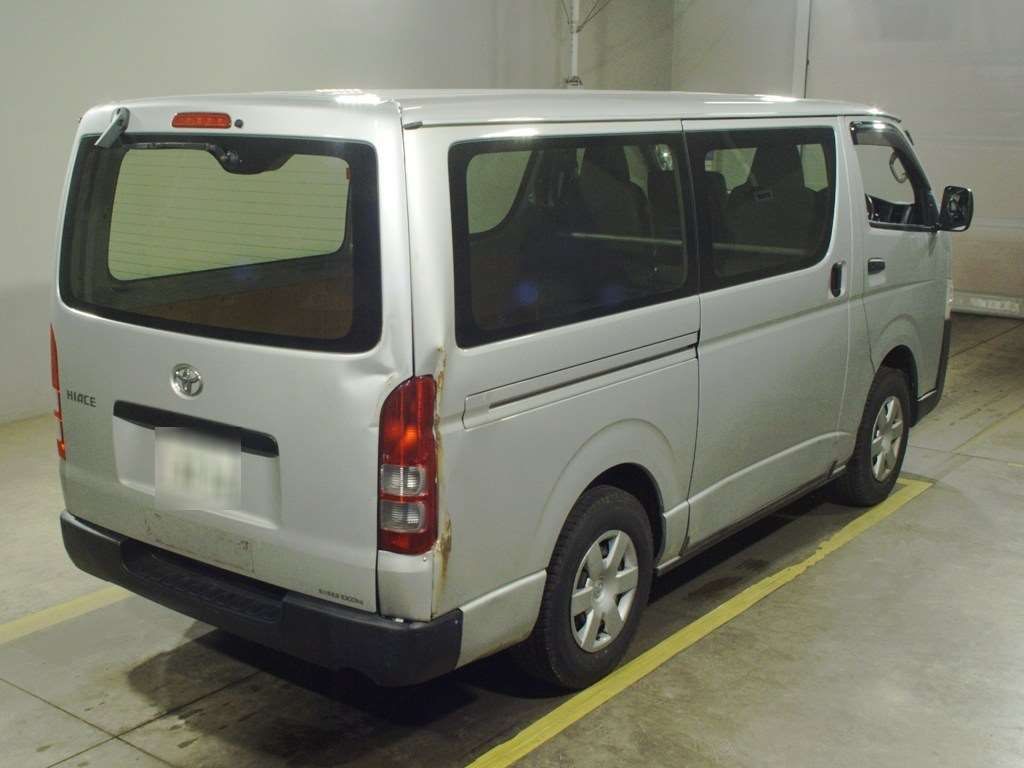 2019 Toyota Hiace ロングDX 4WD auction photo 2