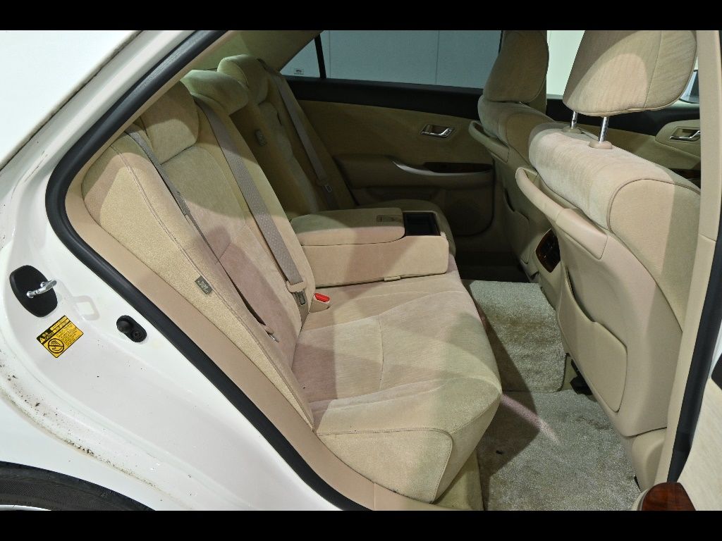 2013 Toyota クラウン SED 3.0 Royal Saloon Premium Edition auction photo 7
