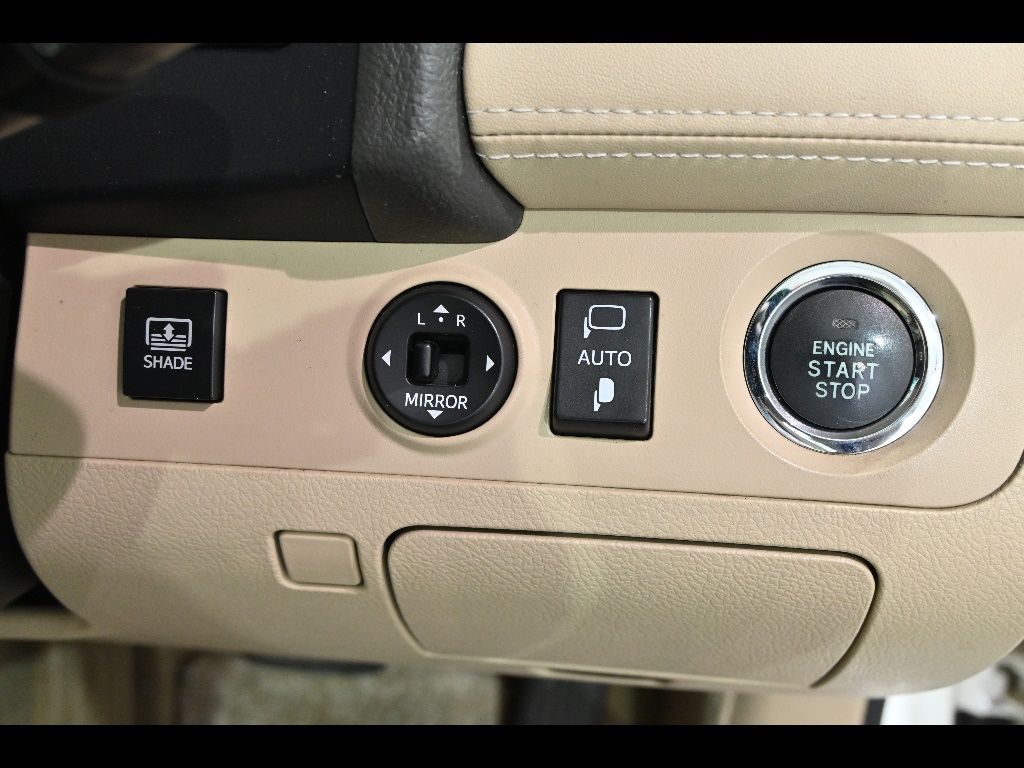 2013 Toyota クラウン SED 3.0 Royal Saloon Premium Edition auction photo 10