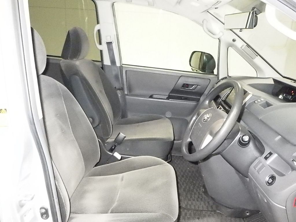 2007 Toyota Noah X Lセレクション auction photo 6