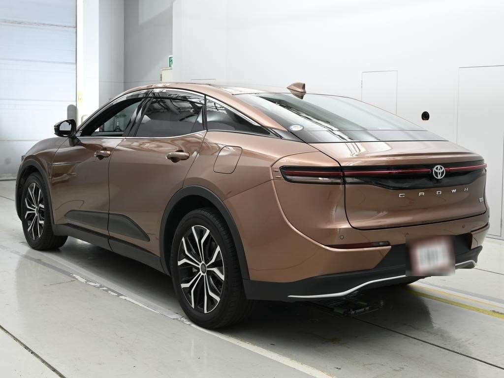 2023 Toyota Crown Crossover G 4WD auction photo 6