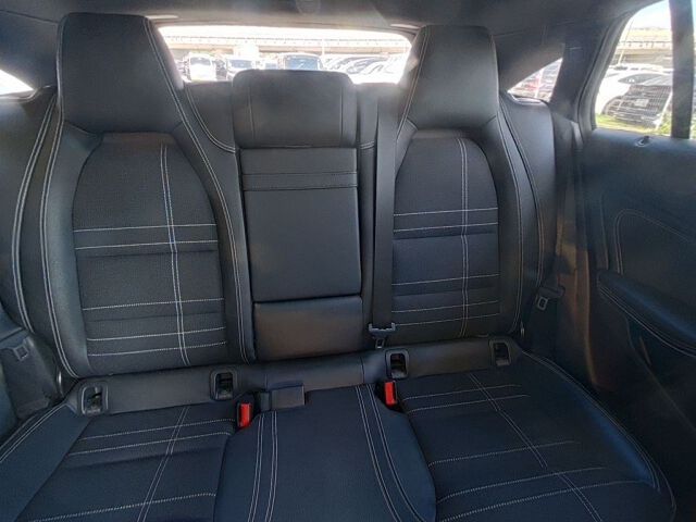2015 Mercedes-Benz CLA Shooting Brake CLA180S Break auction photo 6