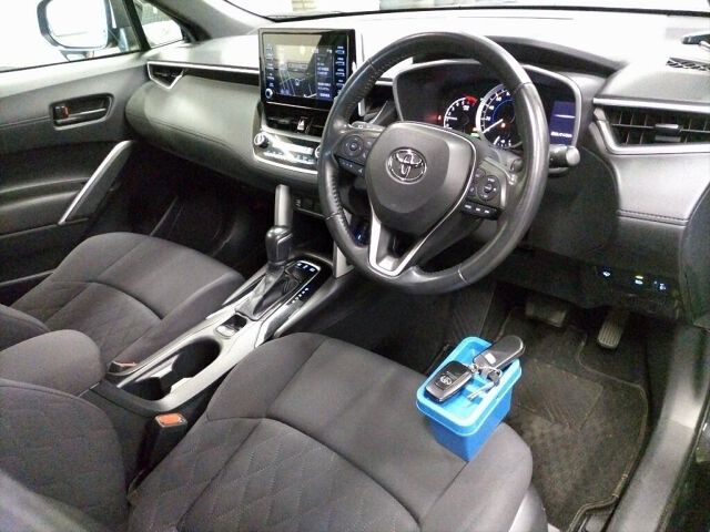 2023 Toyota Corolla Cross Hybrid G auction photo 3