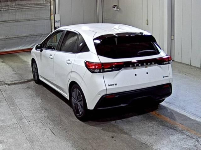 2022 Nissan Note X e-パワー auction photo 2