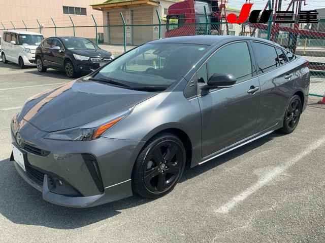 2021 Toyota Prius S Touring Selection Black auction photo 9