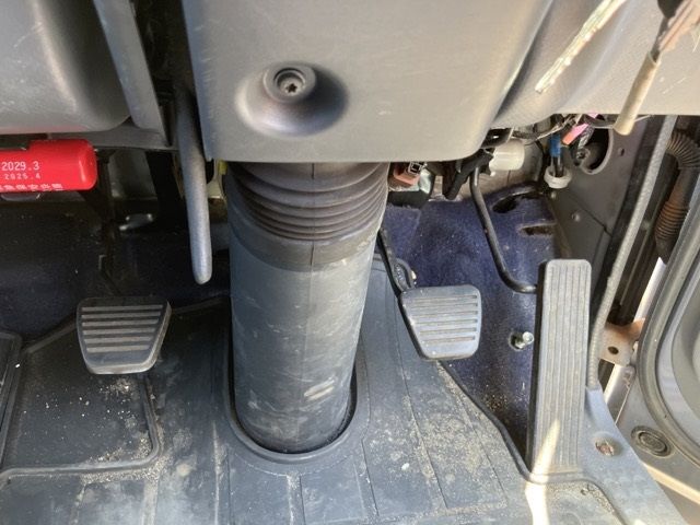 2012 Isuzu Elf レイゾウレイトウ 4WD auction photo 4