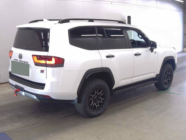 2024 Toyota Land Cruiser GR Sport 4WD auction photo 5