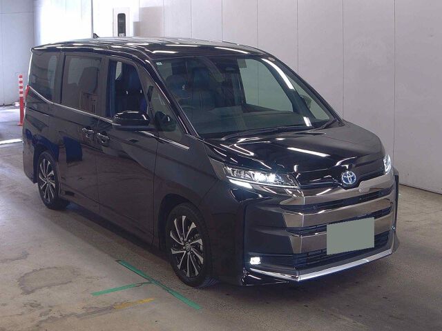 Japan Auction Vehicles 8 2025 Toyota Noah ハイブリッドS-Z auction photo
