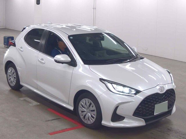 Japan Auction Vehicles 8 2024 Toyota Yaris Z auction photo