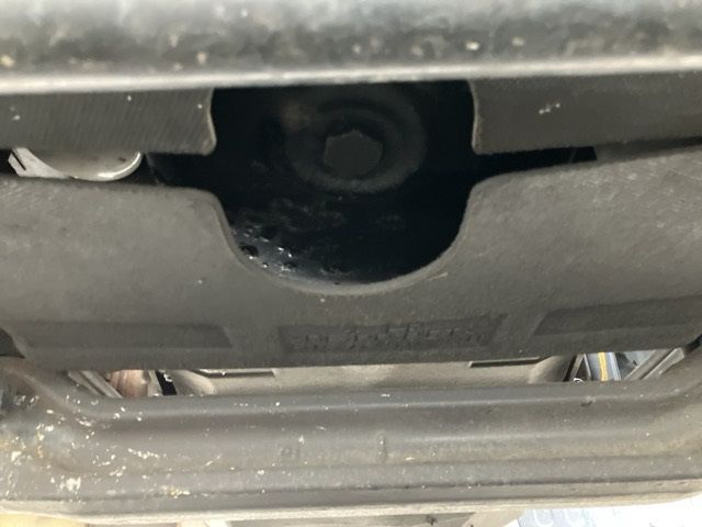 2016 Nissan Diesel クオン chassis auction photo 9