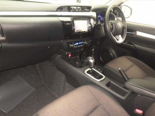 2018 Toyota Hilux 4WD Z auction photo 4