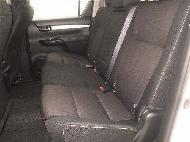 2018 Toyota Hilux 4WD Z auction photo 7