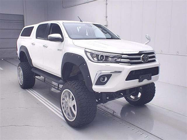 Japan Auction Vehicles 14 2018 Toyota Hilux 4WD Z auction photo