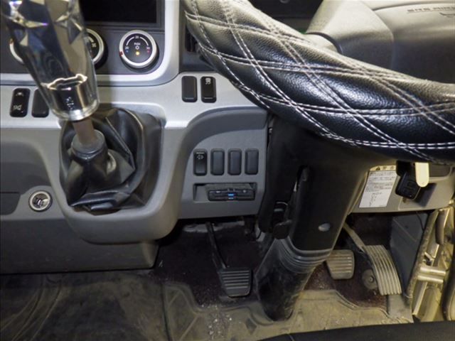 2020 Mitsubishi Fuso Canter dump auction photo 7