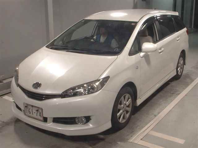 2011 Toyota Wish G auction photo 4