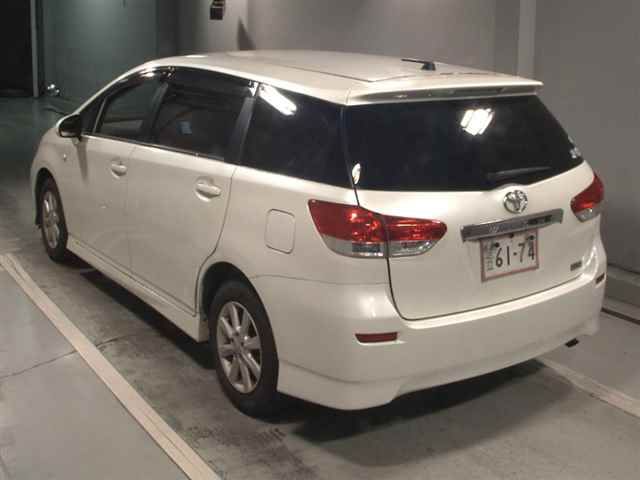 2011 Toyota Wish G auction photo 2