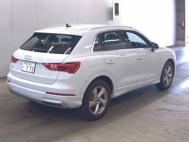 2024 Audi Q3 35TFSIアドバンス auction photo 5