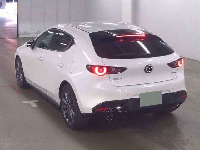 2024 Mazda 3ファストバック 15S S Package auction photo 2
