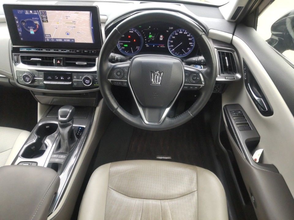 2021 Toyota Crown auction photo 3