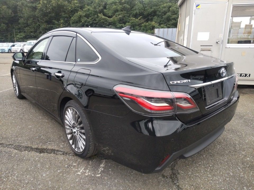 2021 Toyota Crown auction photo 6